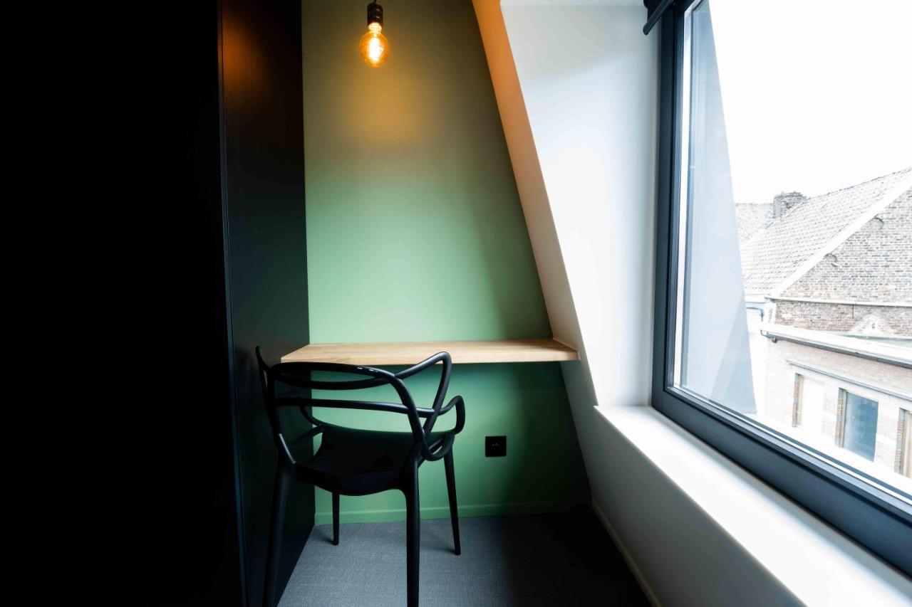 Luxury Penthouse & Terrace - Mons City Center Bagian luar foto