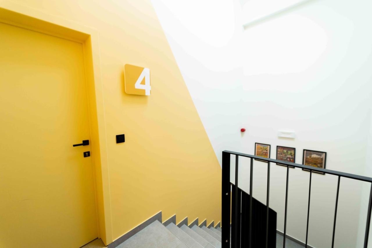Luxury Penthouse & Terrace - Mons City Center Bagian luar foto